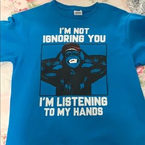 I am selling a t-shirt